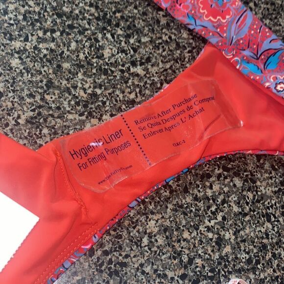 Veronica Beard NWT Gavitella Bottoms in Textured Floral Spicy Red MT Siz… - Picture 7 of 10